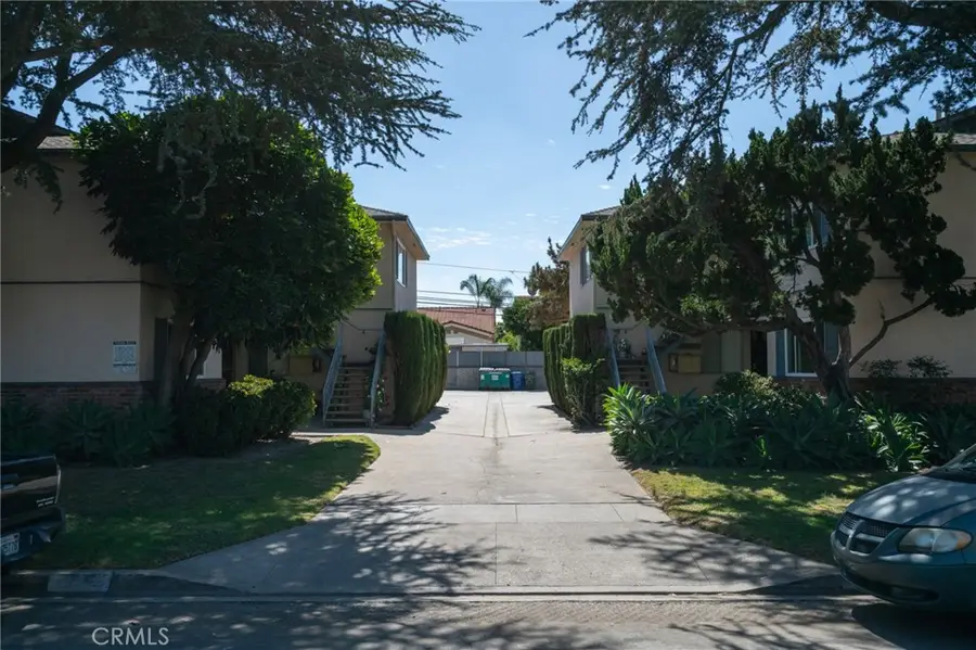 10516-10522 Arrington Avenue, Downey, CA 90241 - #2