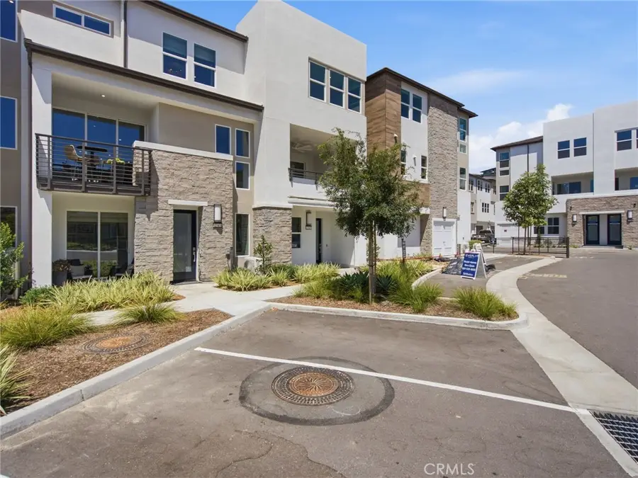 2745 Everly Drive, San Diego, CA 92108 - #3