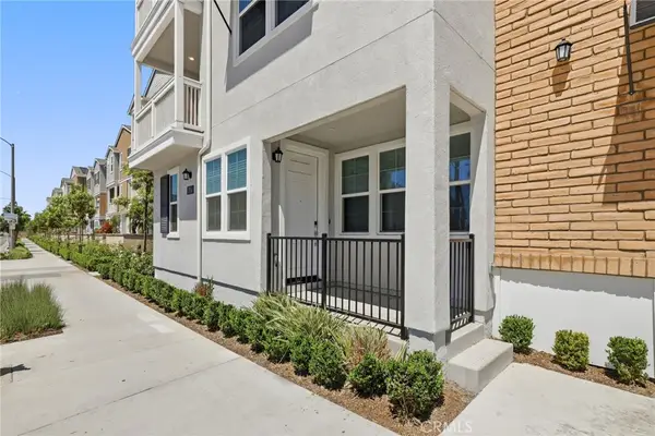 175 W La Palma Avenue #6, Anaheim, CA 92801