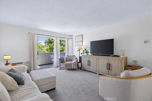 2257 Via Puerta #P, Laguna Woods, CA 92637