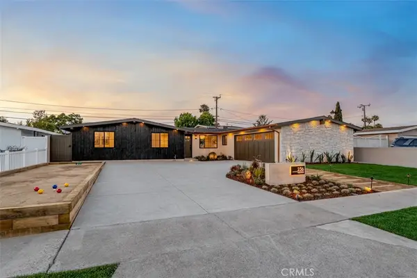 236 Wake Forest, Costa Mesa, CA 92626