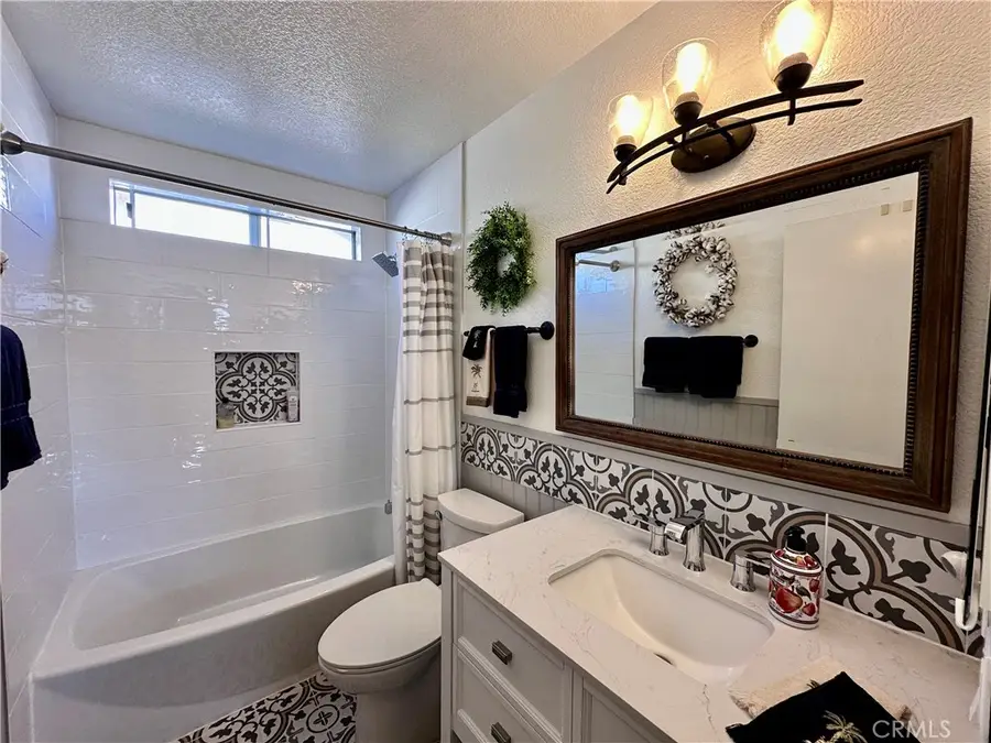 14 Helmcrest, Aliso Viejo, CA 92656 - #3