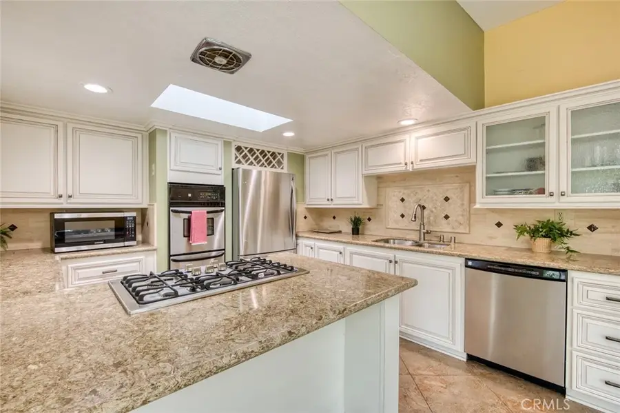 1192 Foothill Boulevard, Santa Ana, CA 92705 - #3