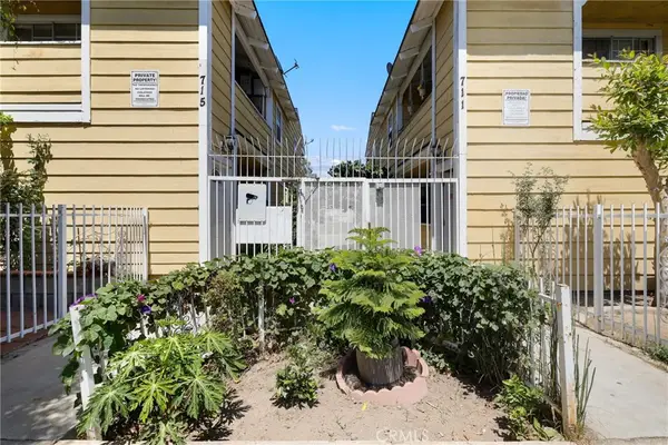 711 N Lacy Street #D, Santa Ana, CA 92701