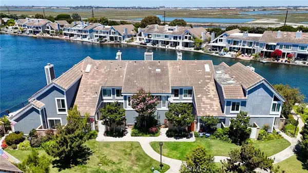 16101 Saint Croix Circle, Huntington Beach, CA 92649