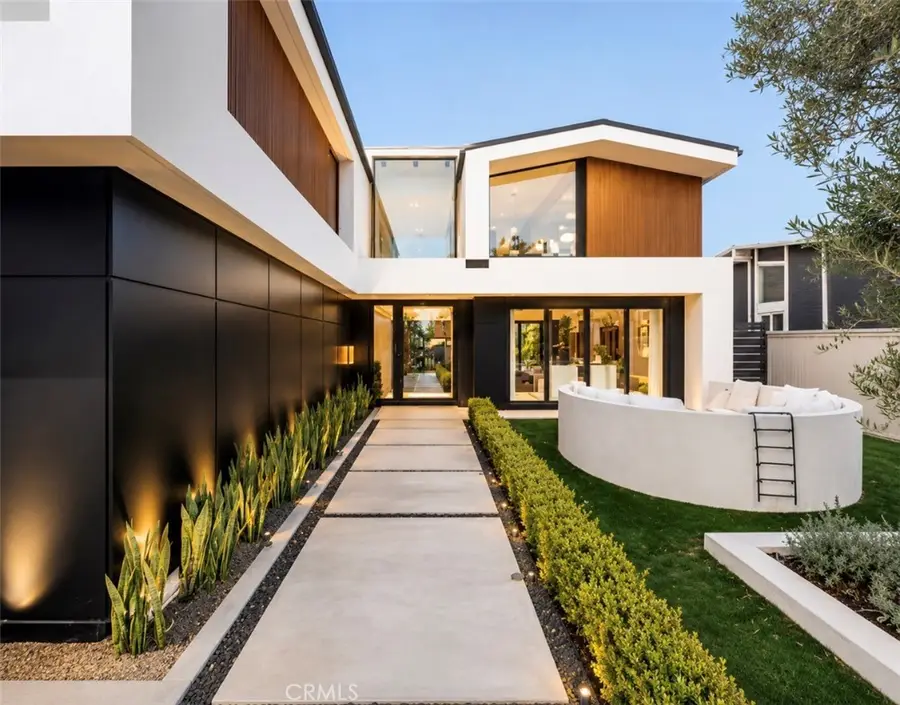 16732 Edgewater, Huntington Beach, CA 92649 - #2