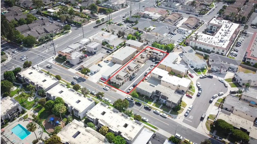 18911 Florida Street, Huntington Beach, CA 92648 - #3
