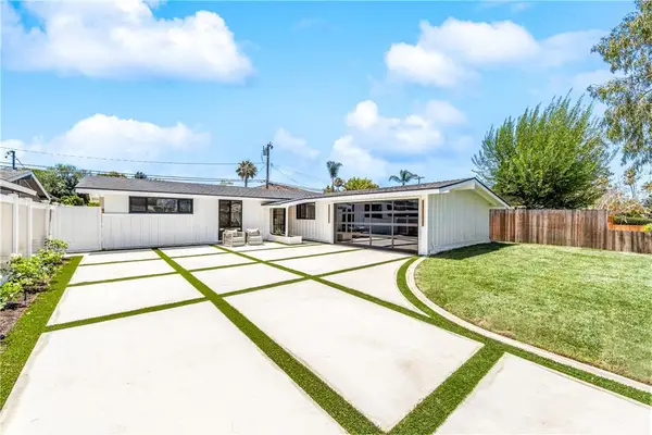 213 Wellesley, Costa Mesa, CA 92626