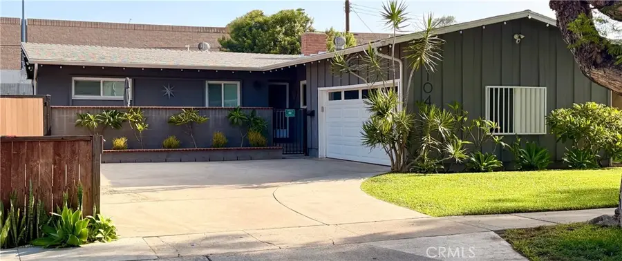 1047 Sherwood, Santa Ana, CA 92706 - #2