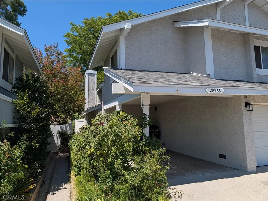 25255 Avenida Dorena, Newhall, CA 91321 - #3