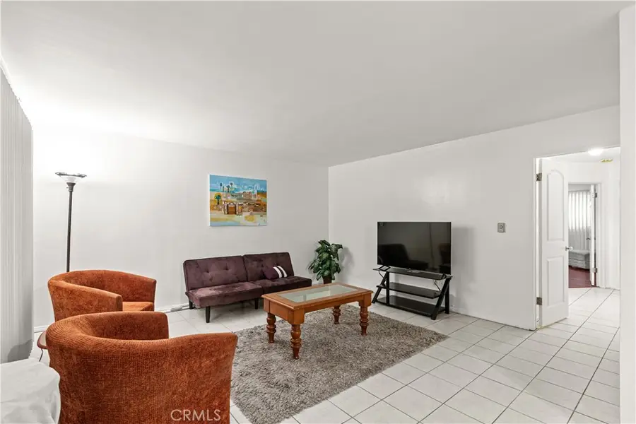 444 Obispo Avenue #3, Long Beach, CA 90814 - #3
