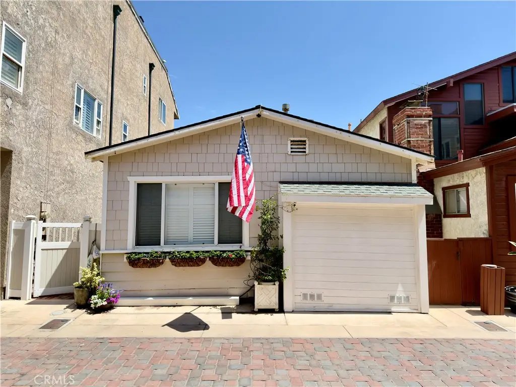 48 B Surfside Avenue, Surfside, CA 90743 - #1