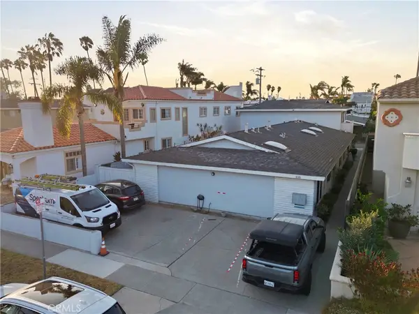215 Detroit Avenue, Huntington Beach, CA 92648