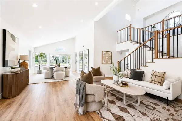 8 Del Rey #17, Irvine, CA 92612