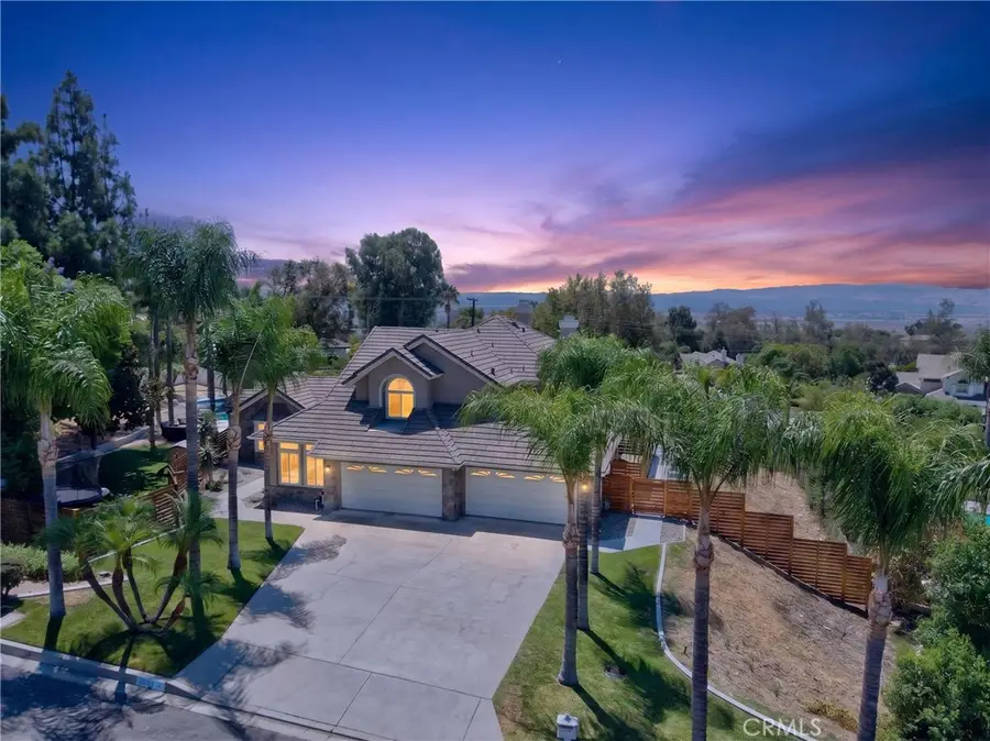 28737 Live Oak Road, Highland, CA 92346 - #2