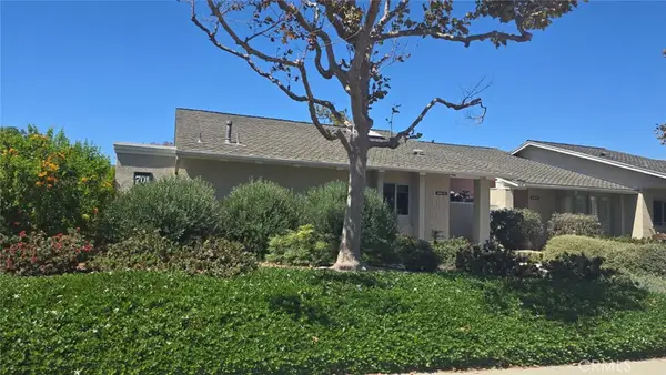 8565 Van Ness Circle #701A, Huntington Beach, CA 92646