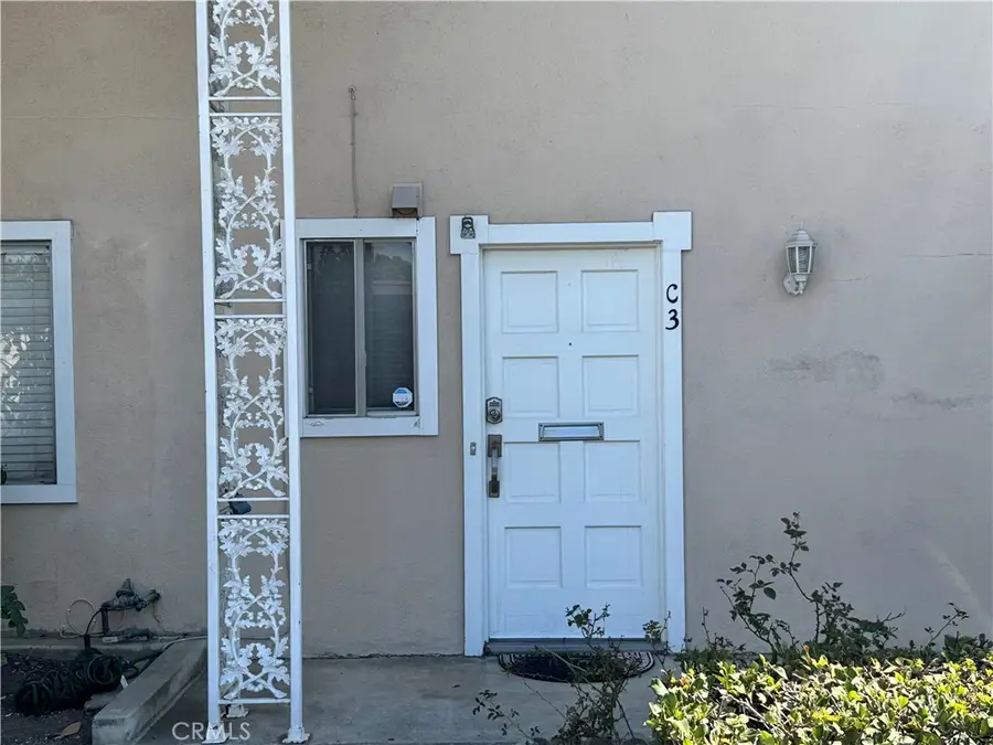 2525 N Bourbon Street #C3, Orange, CA 92865 - #3