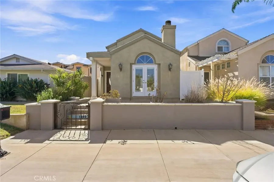 1209 Huntington Street, Huntington Beach, CA 92648 - #3