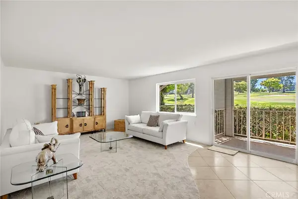 2389 Via Mariposa W #1E, Laguna Woods, CA 92637