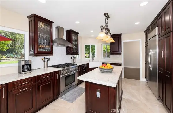 5505 Green Hollow Lane, Yorba Linda, CA 92887