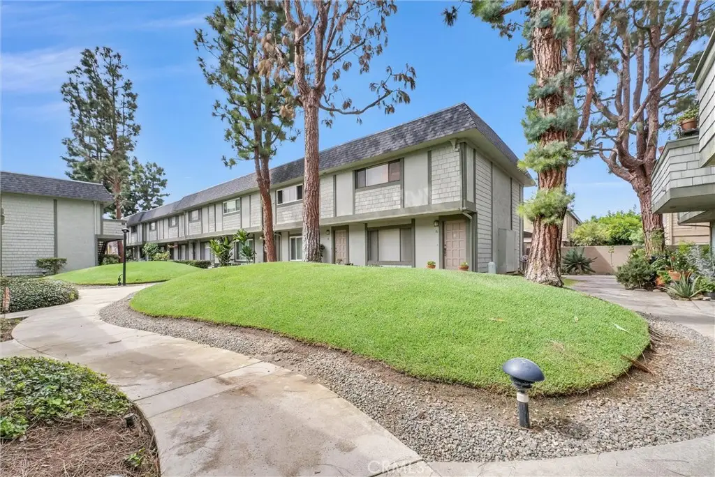 229 W Wilson Street #10, Costa Mesa, CA 92627 - #1