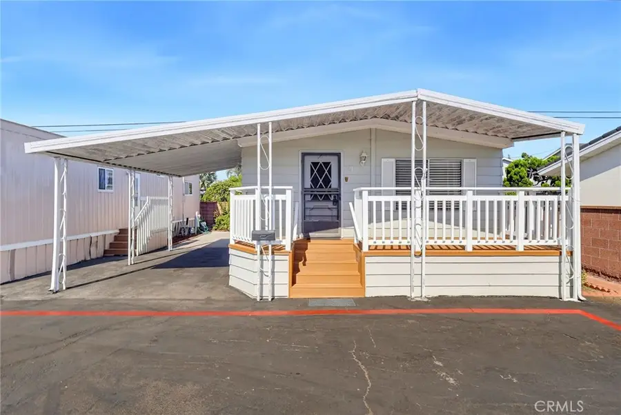 2060 Newport Boulevard #21, Costa Mesa, CA 92627 - #2