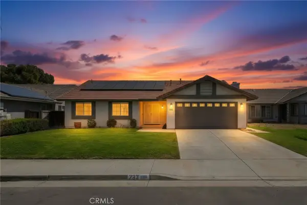 233 Castle Court, San Jacinto, CA 92583