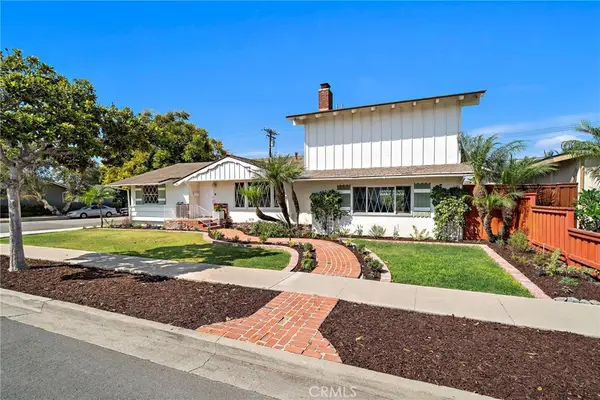 360 Bucknell Road, Costa Mesa, CA 92626