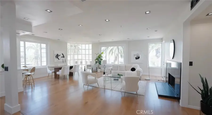 117 N Gale #PH 5, Beverly Hills, CA 90211 - #3