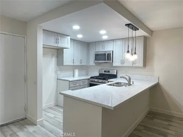 6825 Alabama Avenue #317, Canoga Park, CA 91303