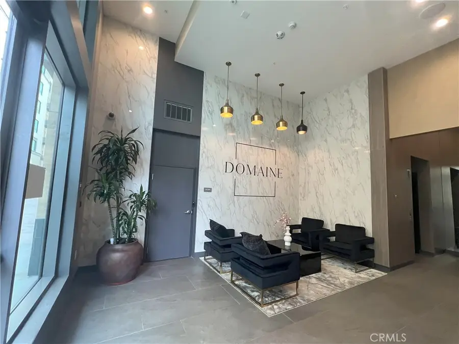 39 S Los Robles #3002, Pasadena, CA 91101 - #3