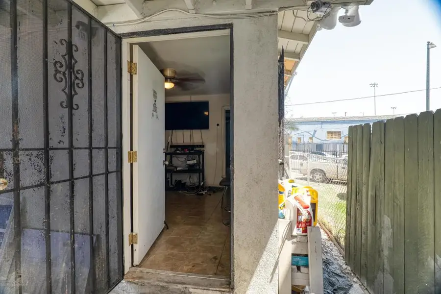 11415 Link Street, Los Angeles, CA 90061 - Image #3