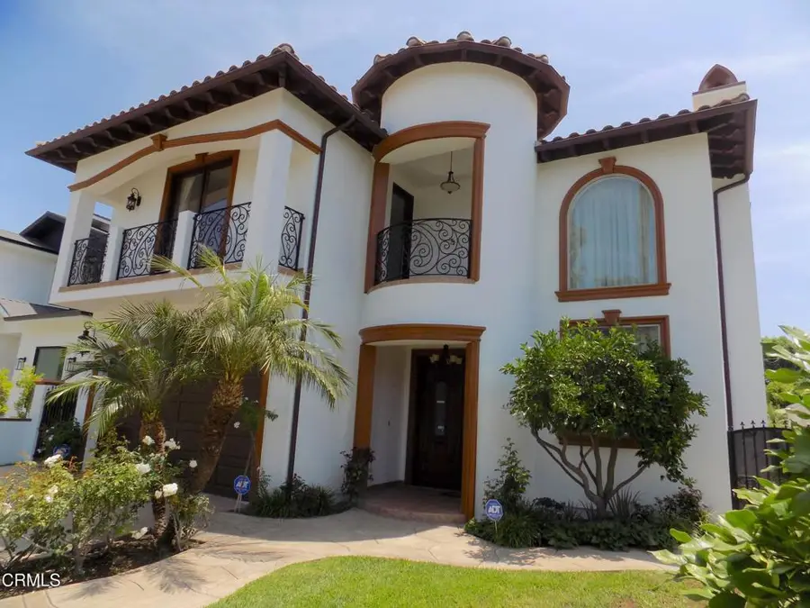 4526 Katherine Avenue, Sherman Oaks, CA 91423 - Image #2