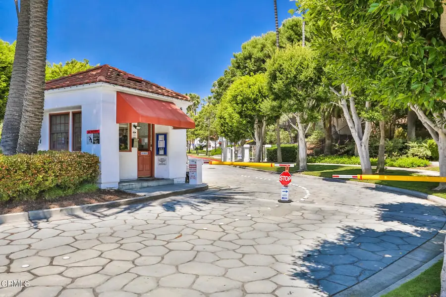 7412 Seabluff Drive #108, Huntington Beach, CA 92648 - Image #3