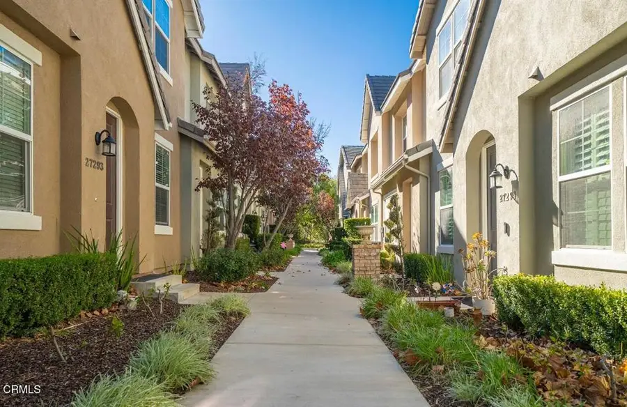 27285 Blue Spruce Place, Valencia, CA 91354 - #2