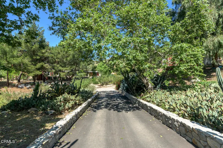 11461 Riverwood Drive, Sunland, CA 91040 - #3