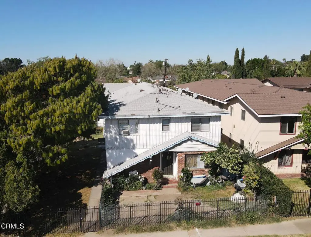 6853 Fulton Avenue, North Hollywood, CA 91605 - #1