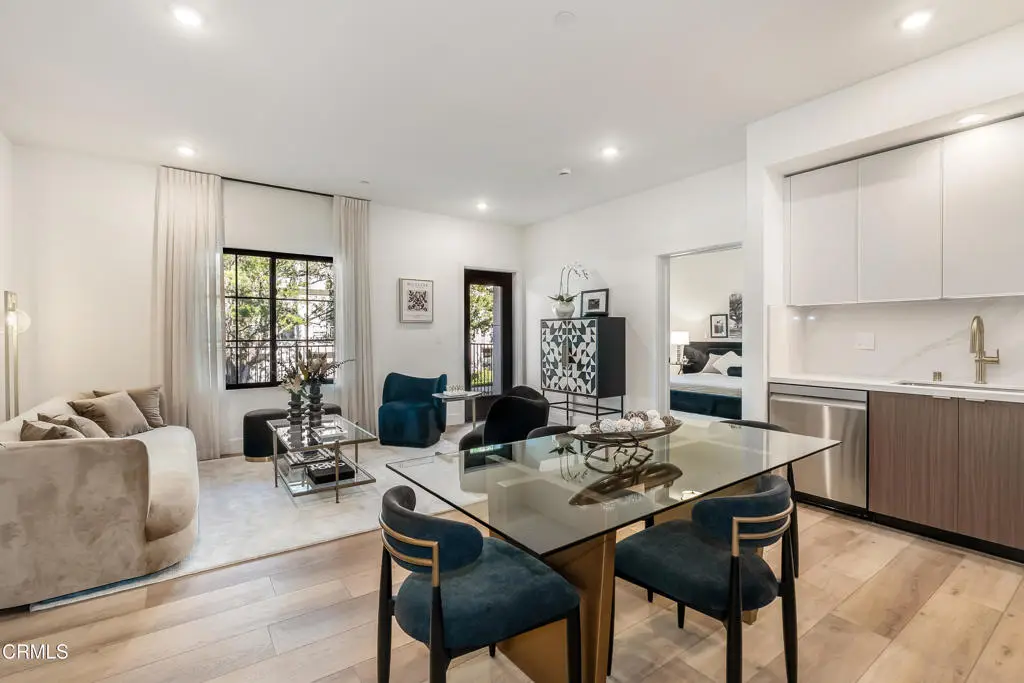 139 S Oak Knoll Avenue #301, Pasadena, CA 91101 - #1