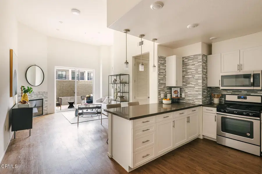 124 W Colorado Street #108, Glendale, CA 91204 - #3
