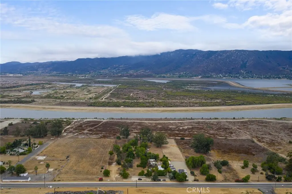 816 E Lakeshore, Lake Elsinore, CA 92530 - Image #1