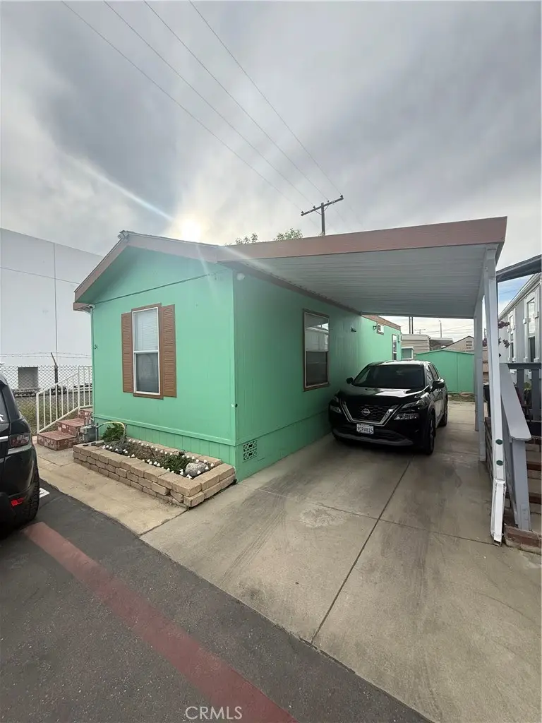 812 N Loren Avenue #SPC 24, Azusa, CA 91702 - Image #1