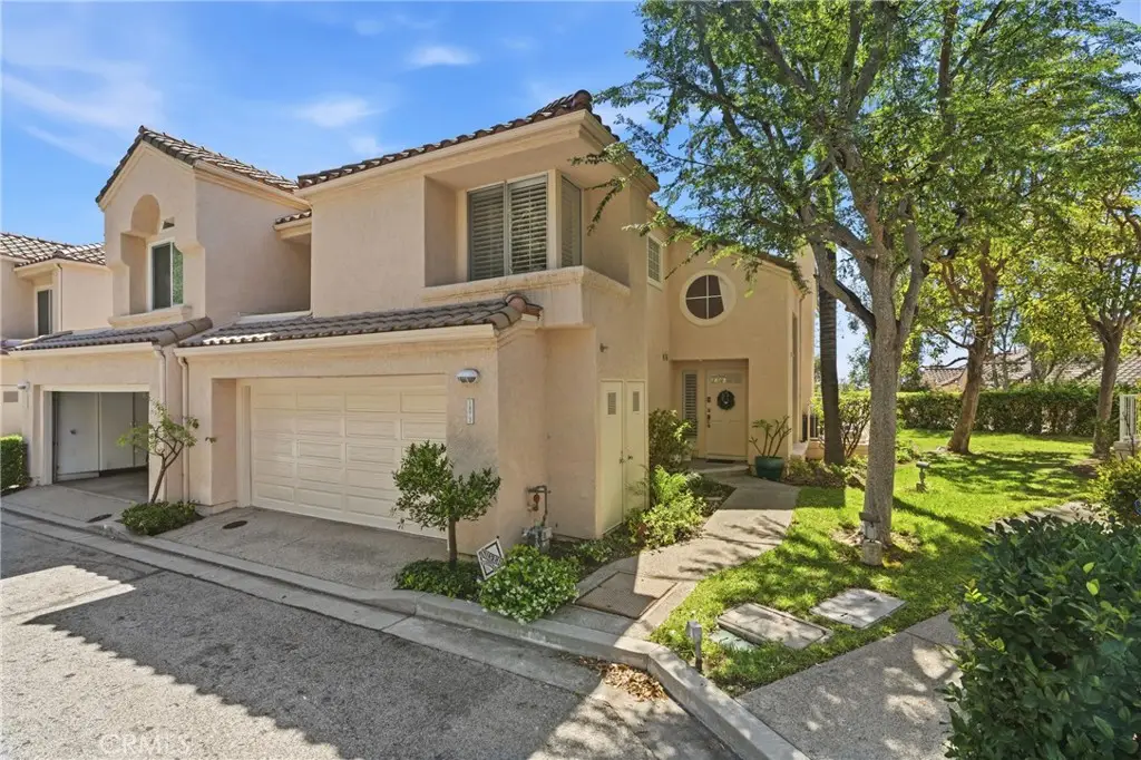 1872 Caminito De La Narcissa, Glendale, CA 91208 - #1
