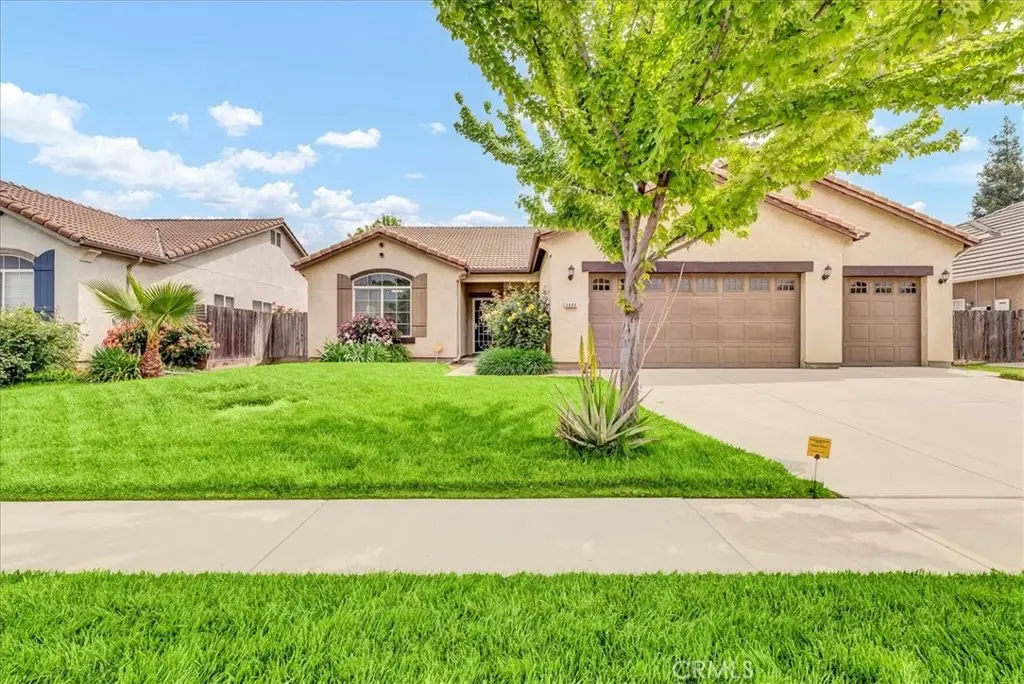 3000 S Arkle Street, Visalia, CA 93292 - #1