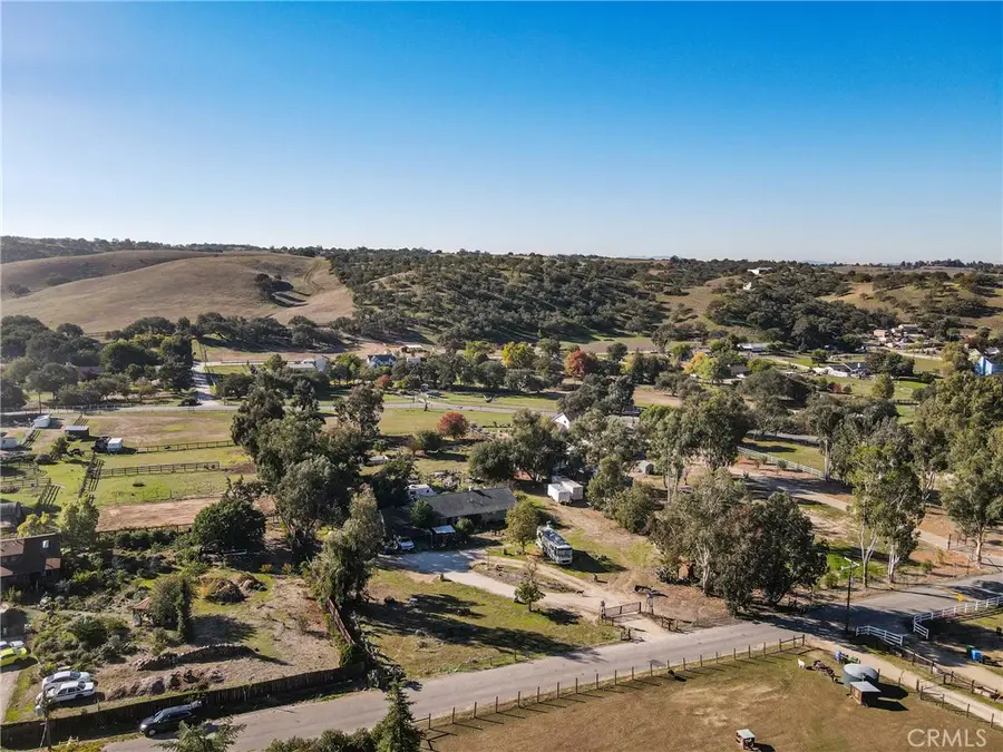 5920 Lone Pine Place, Paso Robles, CA 93446 - #3