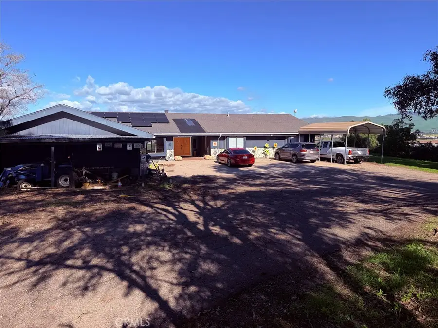 2075 Cambridge Way, Santa Maria, CA 93454 - #3
