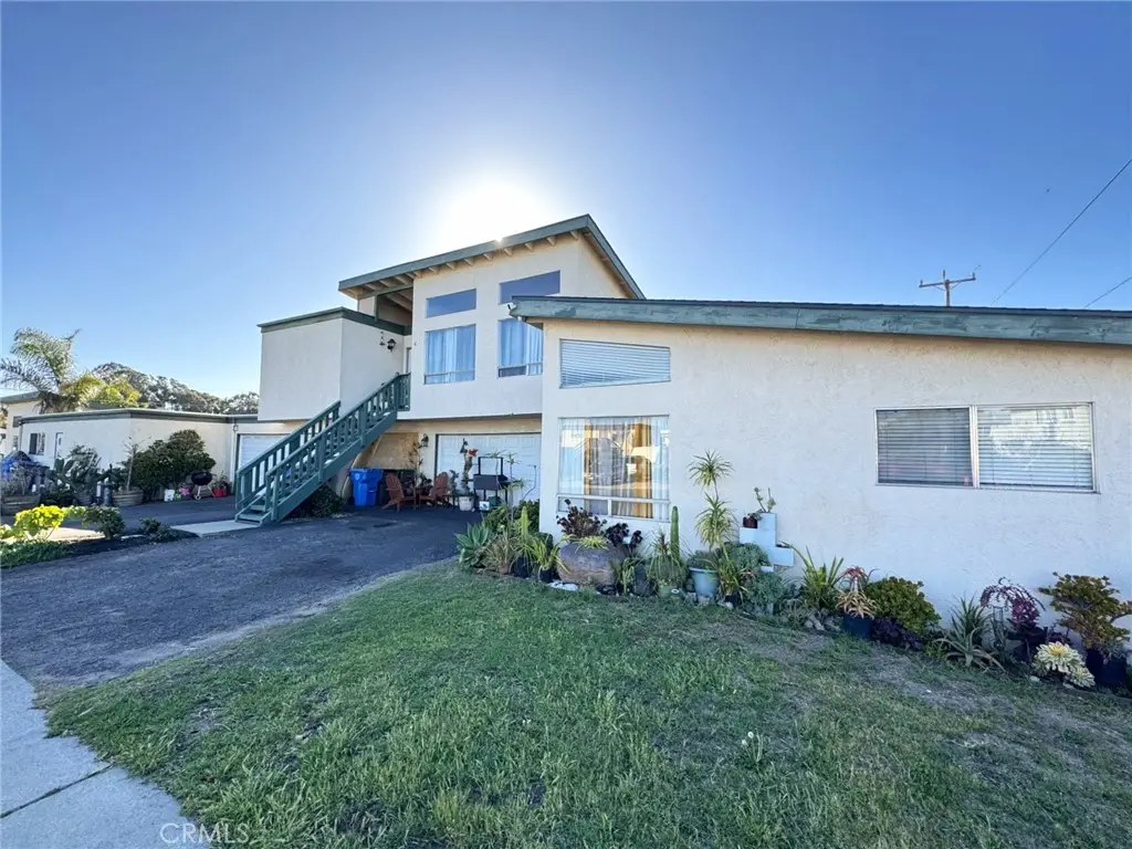 590 S 6th, Grover Beach, CA 93433 - #1