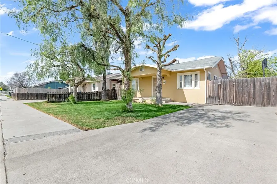 414 W Cameron, Hanford, CA 93230 - #2