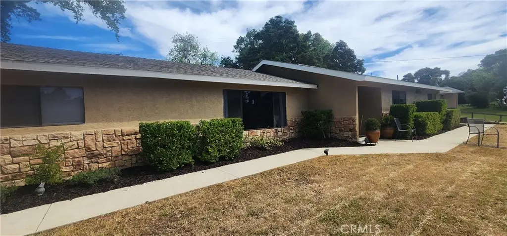 6055 Flores, Atascadero, CA 93422 - #1