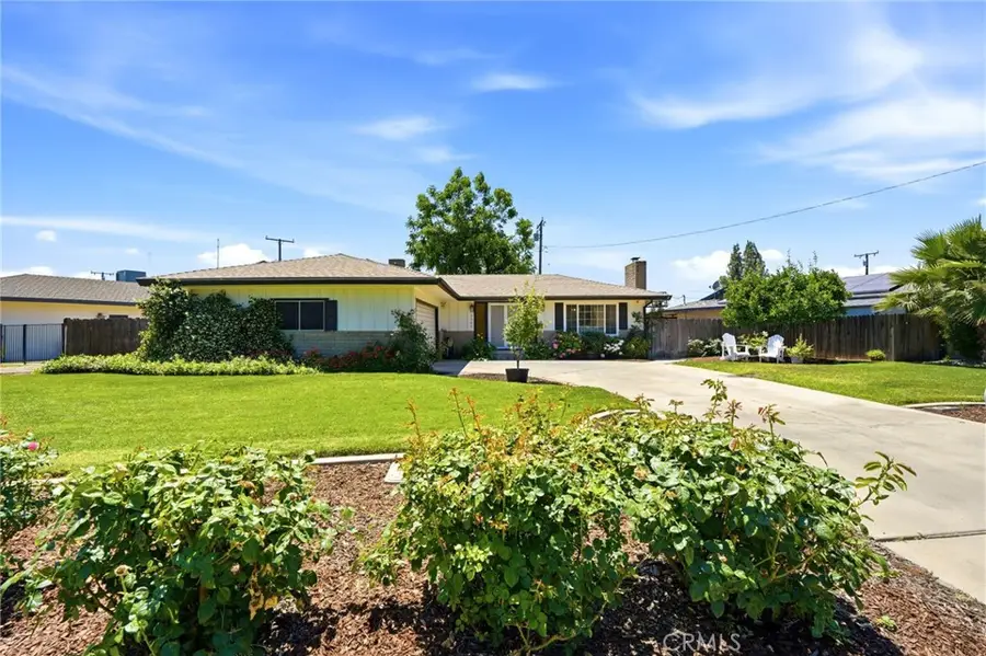 2709 W Royal Oaks, Visalia, CA 93277 - #3