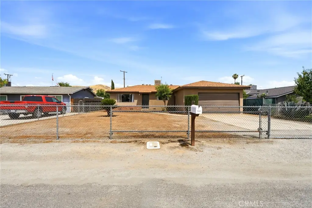 840 Laurel Avenue, Lindsay, CA 93247 - #1